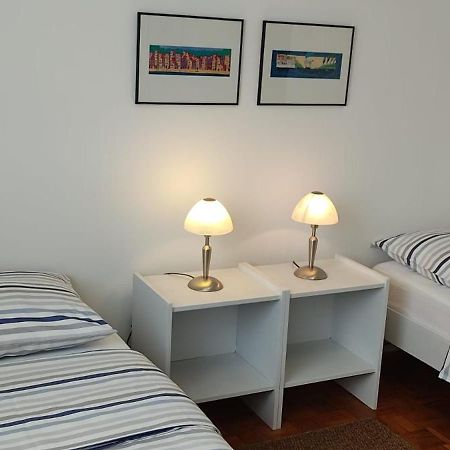 Amazing Seaview Apartment With A Balcony Near The Beach - Kneza Trpimira I 扎达尔 外观 照片