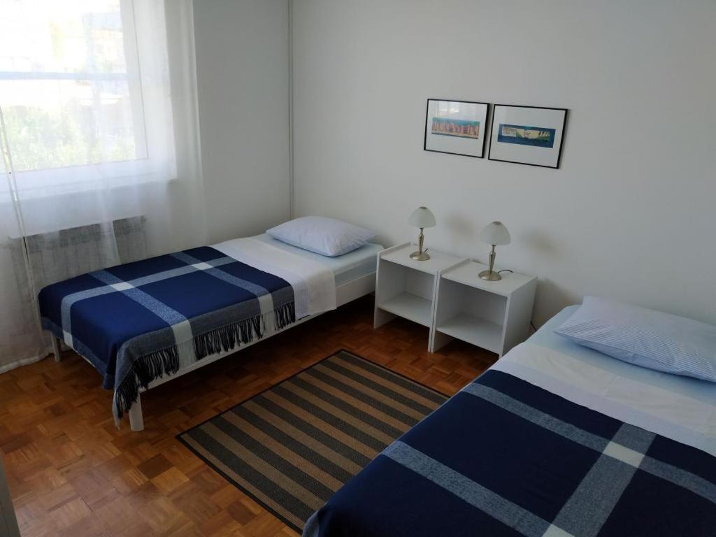 Amazing Seaview Apartment With A Balcony Near The Beach - Kneza Trpimira I 扎达尔 外观 照片