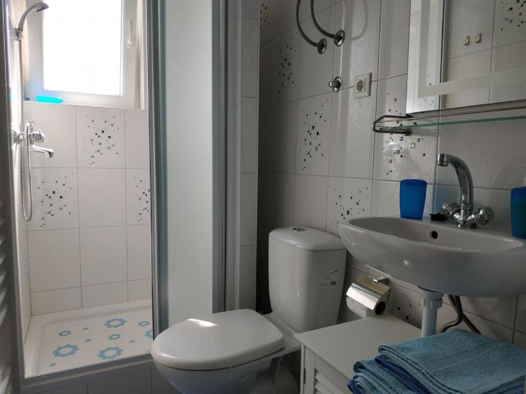 Amazing Seaview Apartment With A Balcony Near The Beach - Kneza Trpimira I 扎达尔 外观 照片